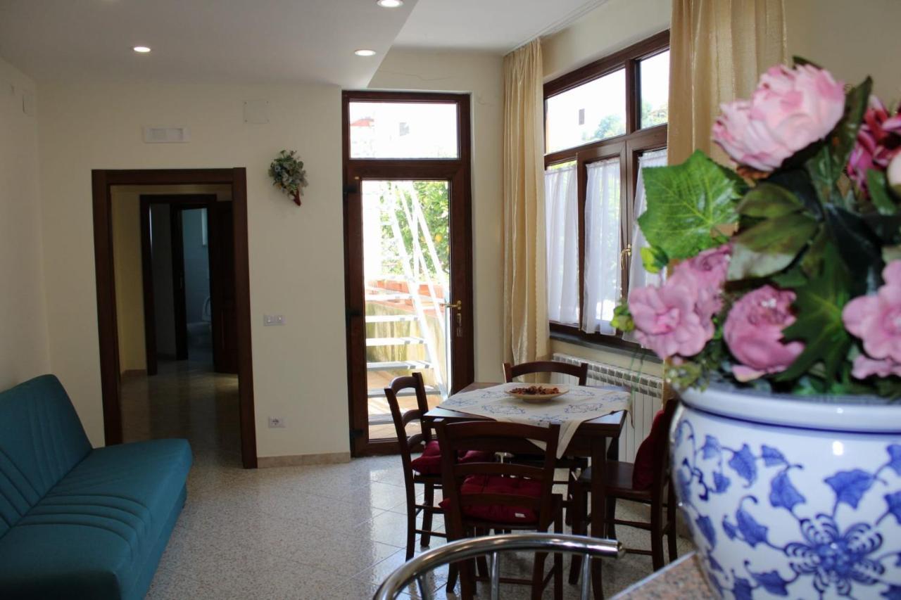 Casa Angelina Villa Termini Екстериор снимка
